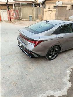 هیوندای ئەلەنترا